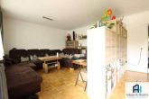 Wohnzimmer - 3ZKB-Wohnung mit Balkon zwischen Tischbeinstraße und Wilhelmshöher Allee