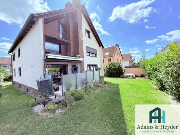 Gepflegtes 3-Familienhaus mit variablen Nutzungsmöglichkeiten in bevorzugter Lage von Lenglern bei Göttingen, 37120 Bovenden, Haus