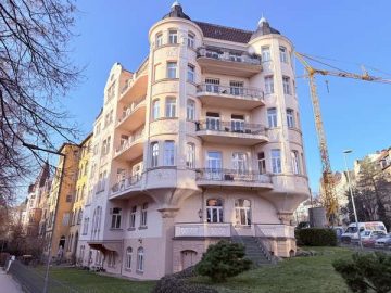 großzügige & helle Altbauwohnung im Vorderen Westen mit 2 Balkonen, bis zu 6 Zimmern & viel Platz, 34119 Kassel, Wohnung