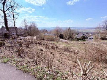 sehr ruhiges, sonniges Baugrundstück mit Fernblick in Niedenstein, direkt am Waldrand, 34305 Niedenstein, Haus
