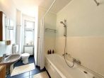 Badezimmer - Direkt an der Goetheanlage: 2,5 ZKBB im gepflegten Altbau