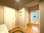 Flur - Direkt an der Goetheanlage: 2,5 ZKBB im gepflegten Altbau