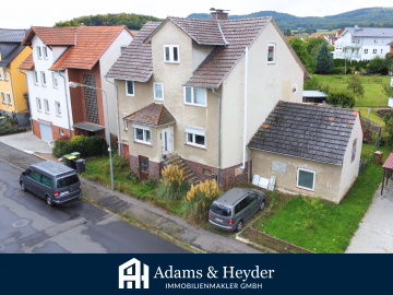 Teilsaniertes Einfamilienhaus am Ortsrand, 34225 Baunatal, Einfamilienhaus
