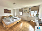 Schlafzimmer OG - 2 leerstehende Häuser im Altstadtkern von Fritzlar!