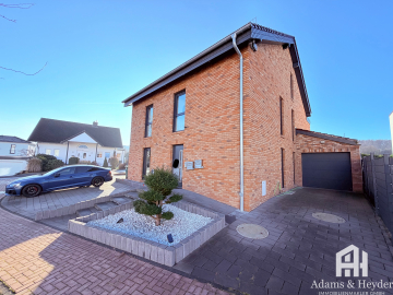 Exklusive 3-Zi Maisonette-Whg (EG & UG) in Effizienzhaus in sehr ruhiger Lage mit Garten in Baunatal, 34225 Baunatal, Maisonettewohnung