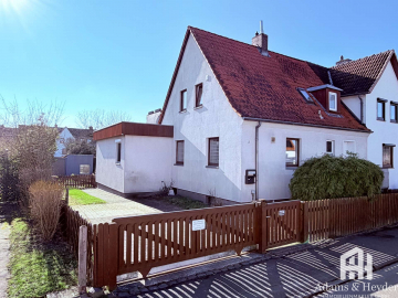 Sonnig & ruhig gelegenes Reihenendhaus in Kassel-Forstfeld, 34123 Kassel, Reihenendhaus