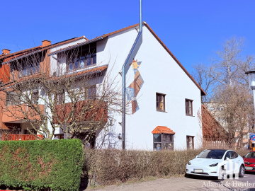 Sonnig gelegenes Reihenendhaus in Kassel-Niederzwehren mit 5 Zimmern, 34131 Kassel, Reihenendhaus