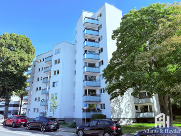 Schöne 2-3 Zimmer Wohnung mit sonnigem Balkon & Herkulesblick, 34119 Kassel, Etagenwohnung