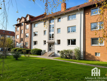 NEUER PREIS: Sonnige 3-Zimmer-Whg mit schönem Balkon in ruhiger & guter Wohnlage in Göttingen, 37081 Göttingen, Etagenwohnung