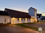 Ansicht Dämmerung - Einzigartig: Entweihte Kirche & Einfamilienhaus in ruhiger Lage 30 Min. von Kassel